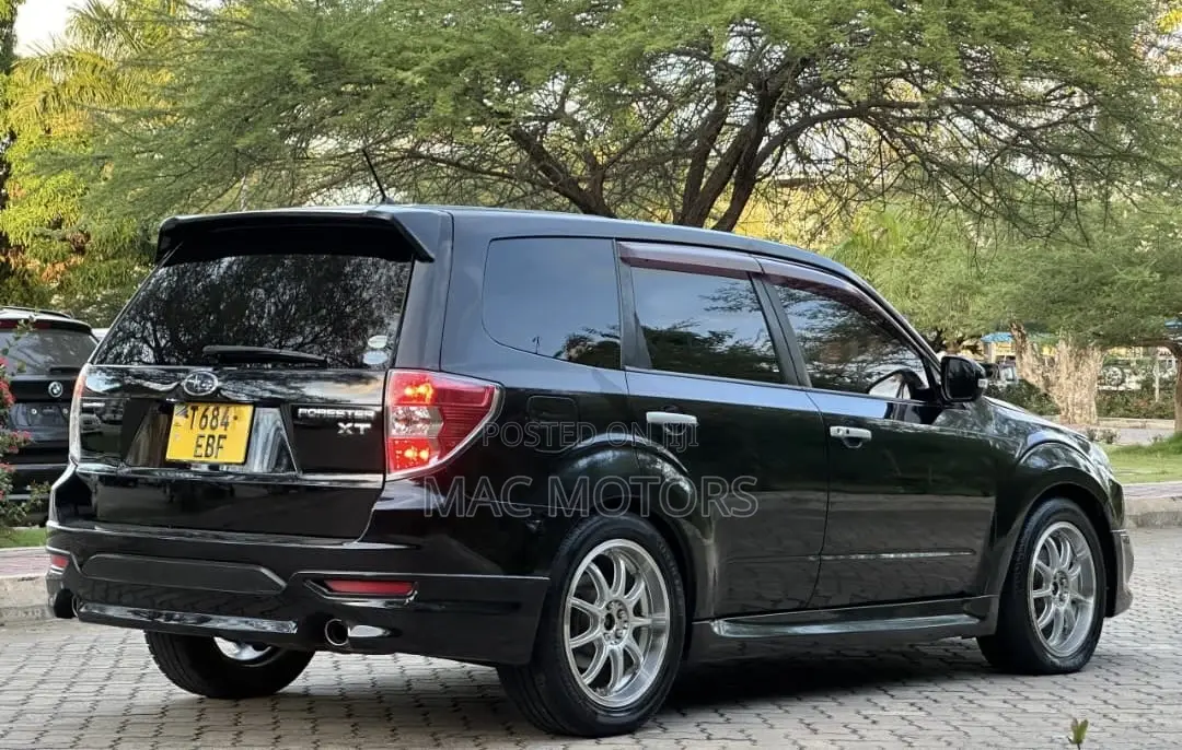 Subaru Forester 2011 Black