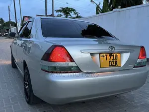 Toyota Mark II 2004 Silver