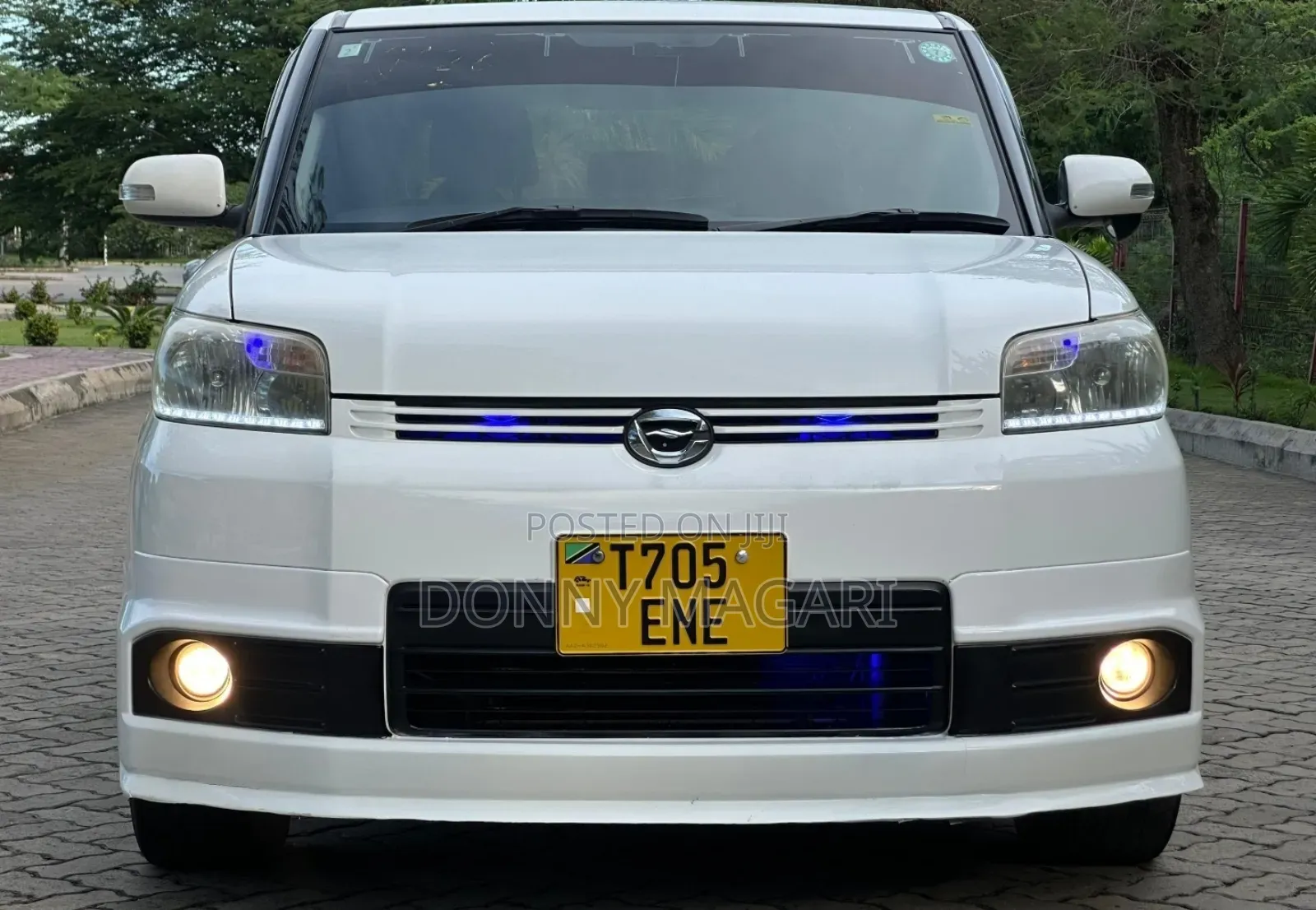 Toyota Corolla Rumion 2009 White