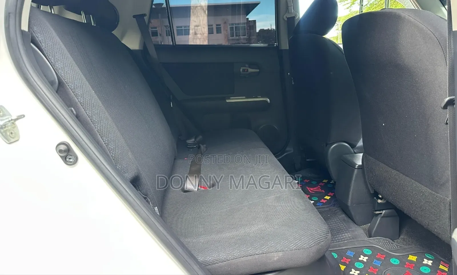 Toyota Corolla Rumion 2009 White