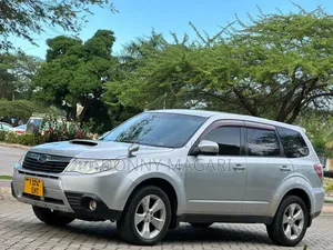 Subaru Forester 2.0D X 2010 Silver