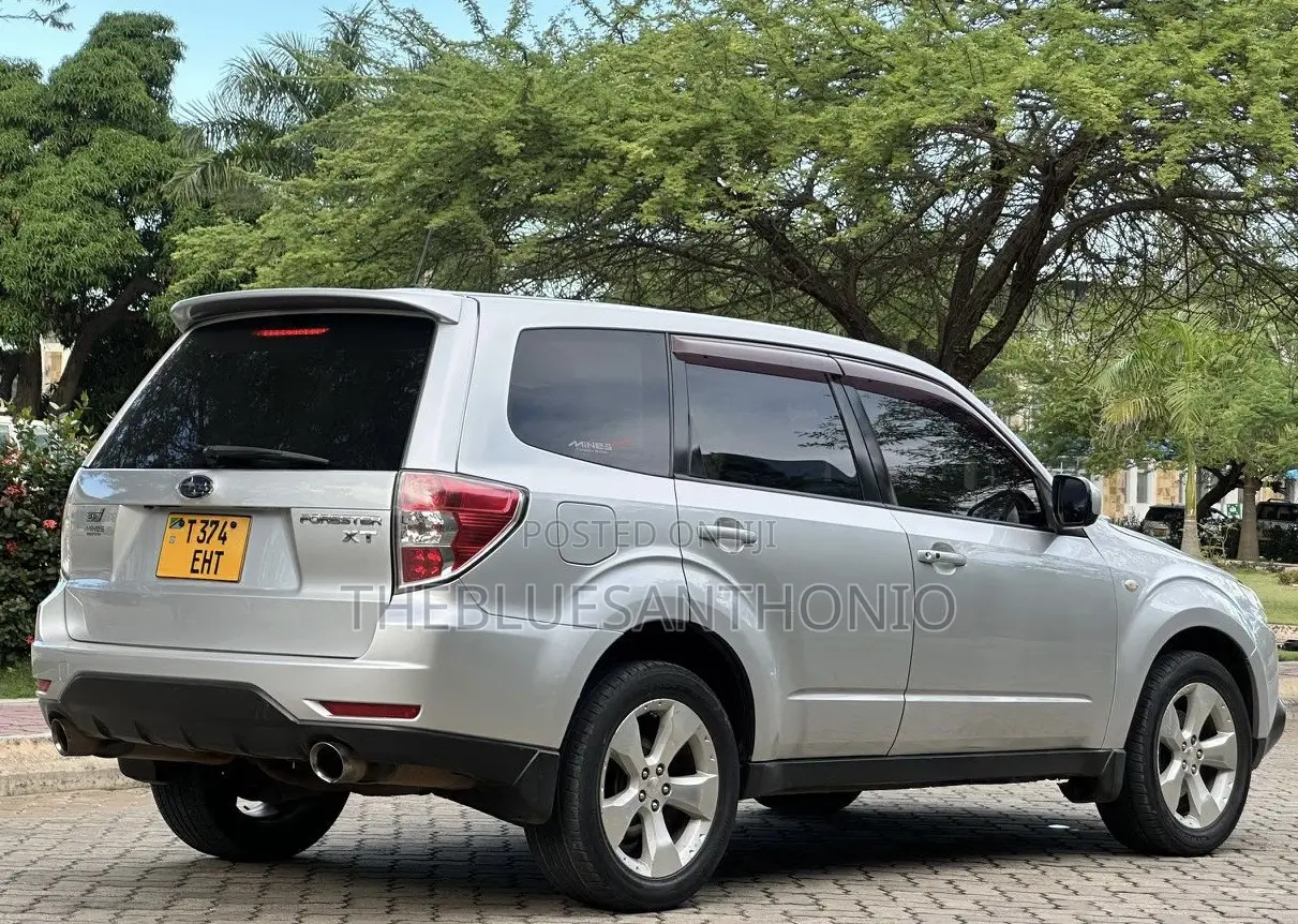 Subaru Forester 2009 Silver