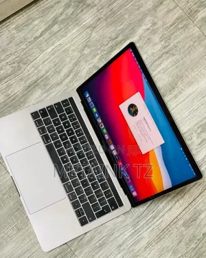 Laptop Apple MacBook Pro 2017 16GB Intel Core i5 HDD 500GB