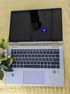 Laptop HP EliteBook x360 1030 G4 8GB Intel Core i5 SSD 256GB