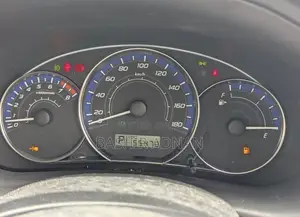 Subaru Forester 2010 Pearl