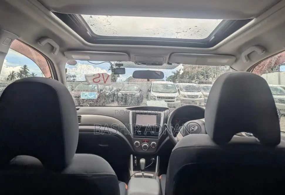 Subaru Forester 2010 Pearl