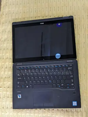 Laptop Dell Latitude 5289 16GB Intel Core i7 SSD 256GB