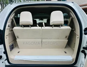 Toyota Land Cruiser Prado 2022 White