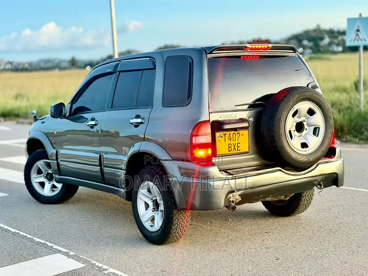 Suzuki Escudo 1997 Gray
