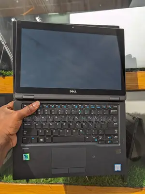 Laptop Dell Latitude 5289 16GB Intel Core i7 SSD 256GB