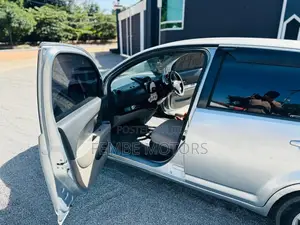 Toyota Passo 2005 Silver