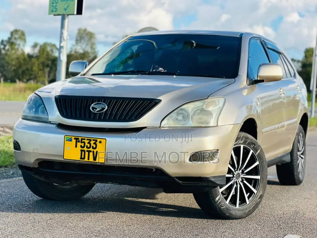 Toyota Harrier 2005 Gold