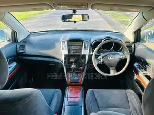 Toyota Harrier 2005 Gold