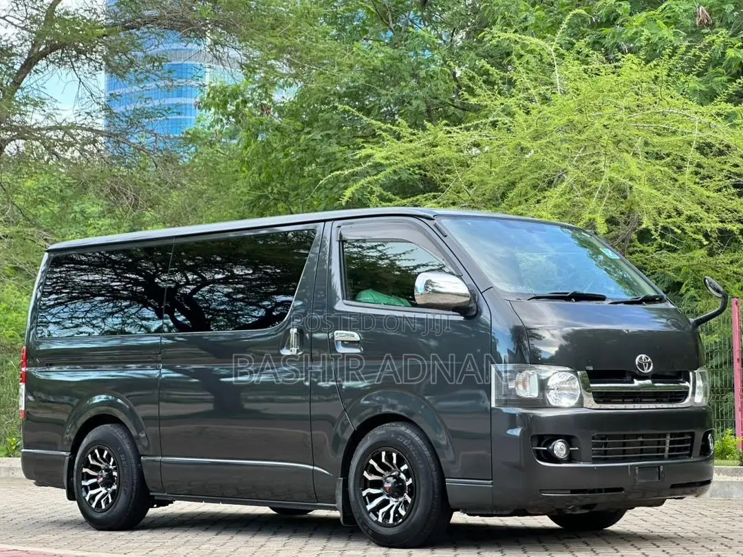 Toyota HiAce 2009 Grey