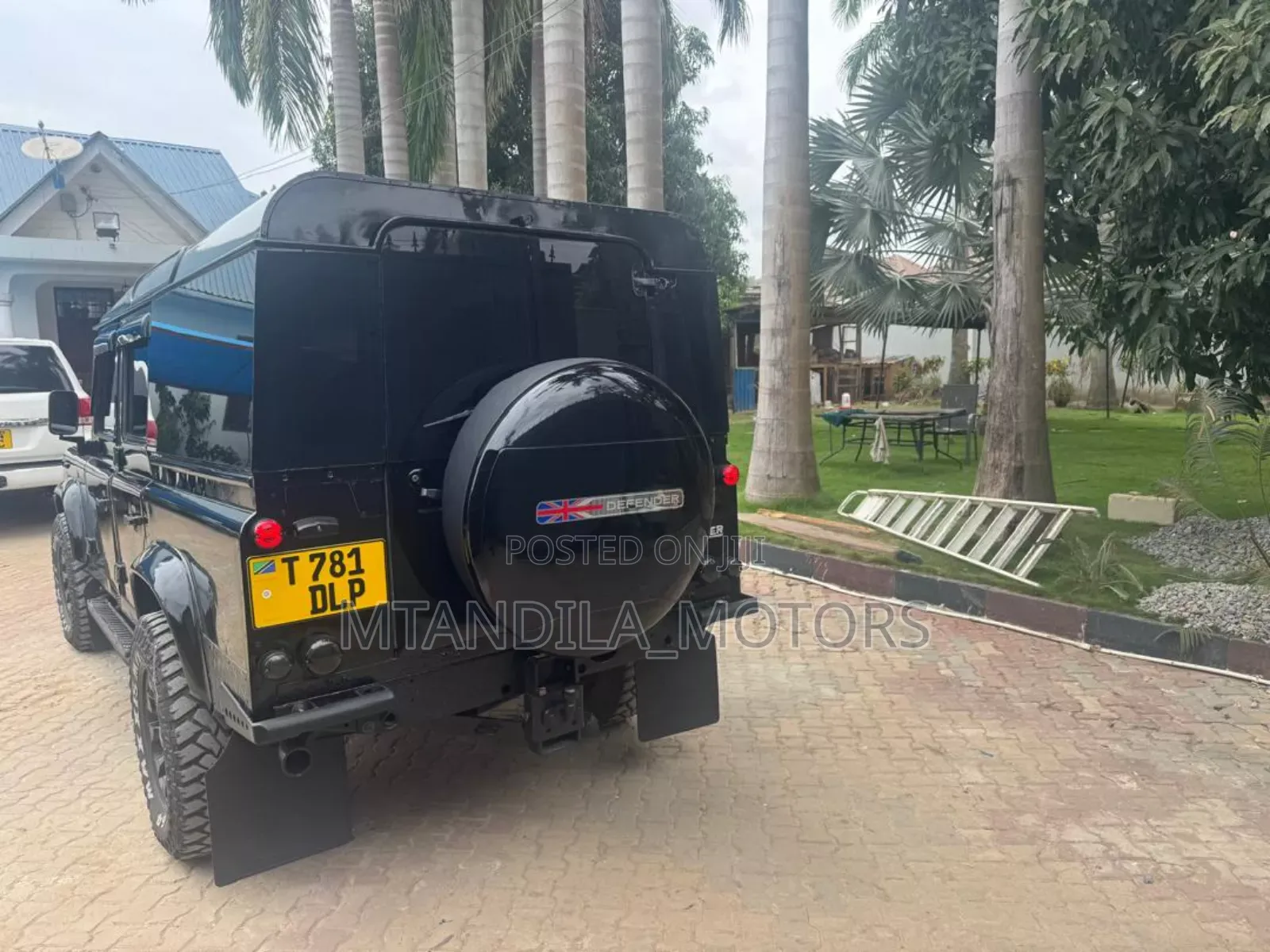 Land Rover Defender 2015 Black
