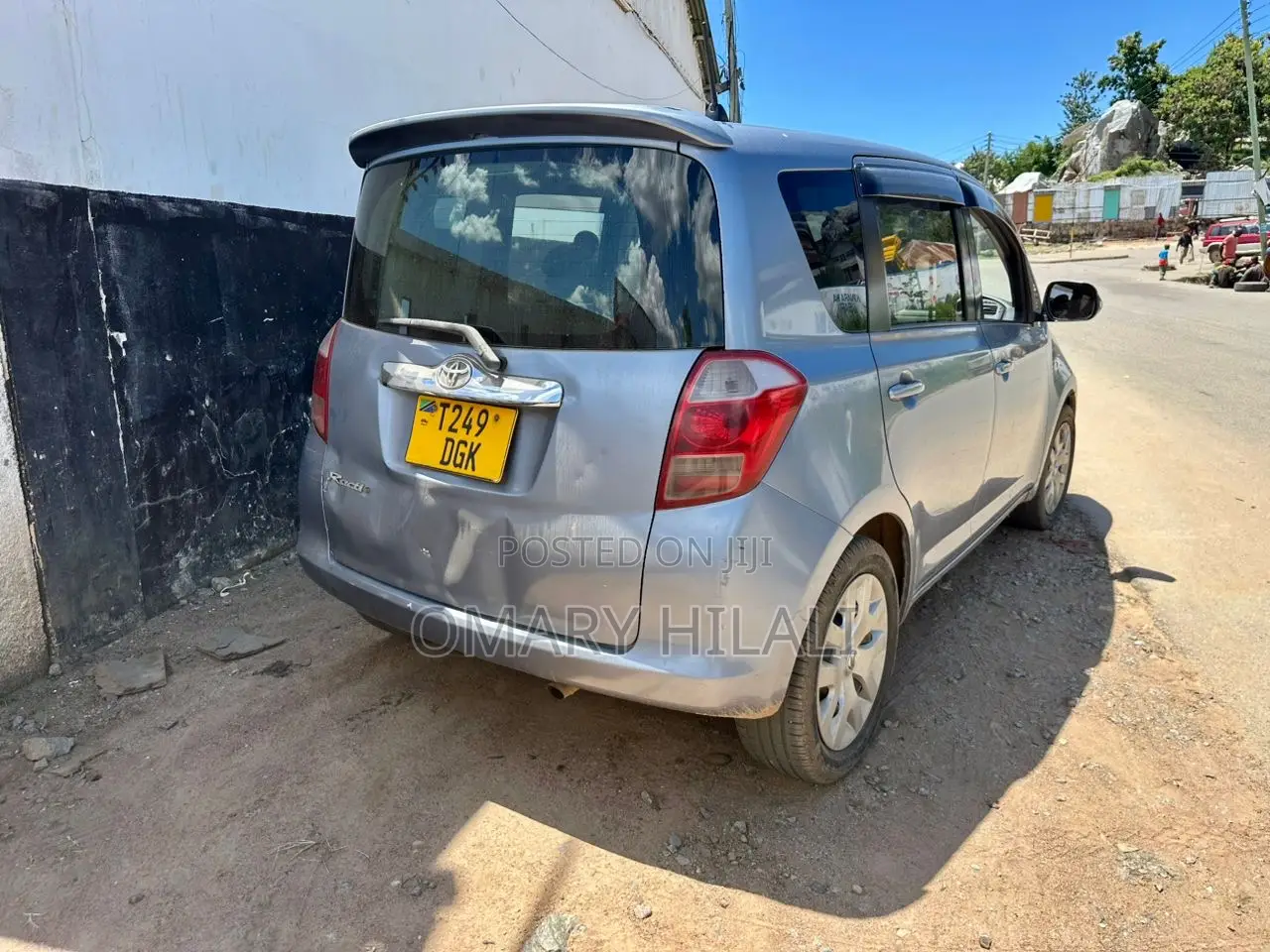 Toyota Ractis 2005 Gray