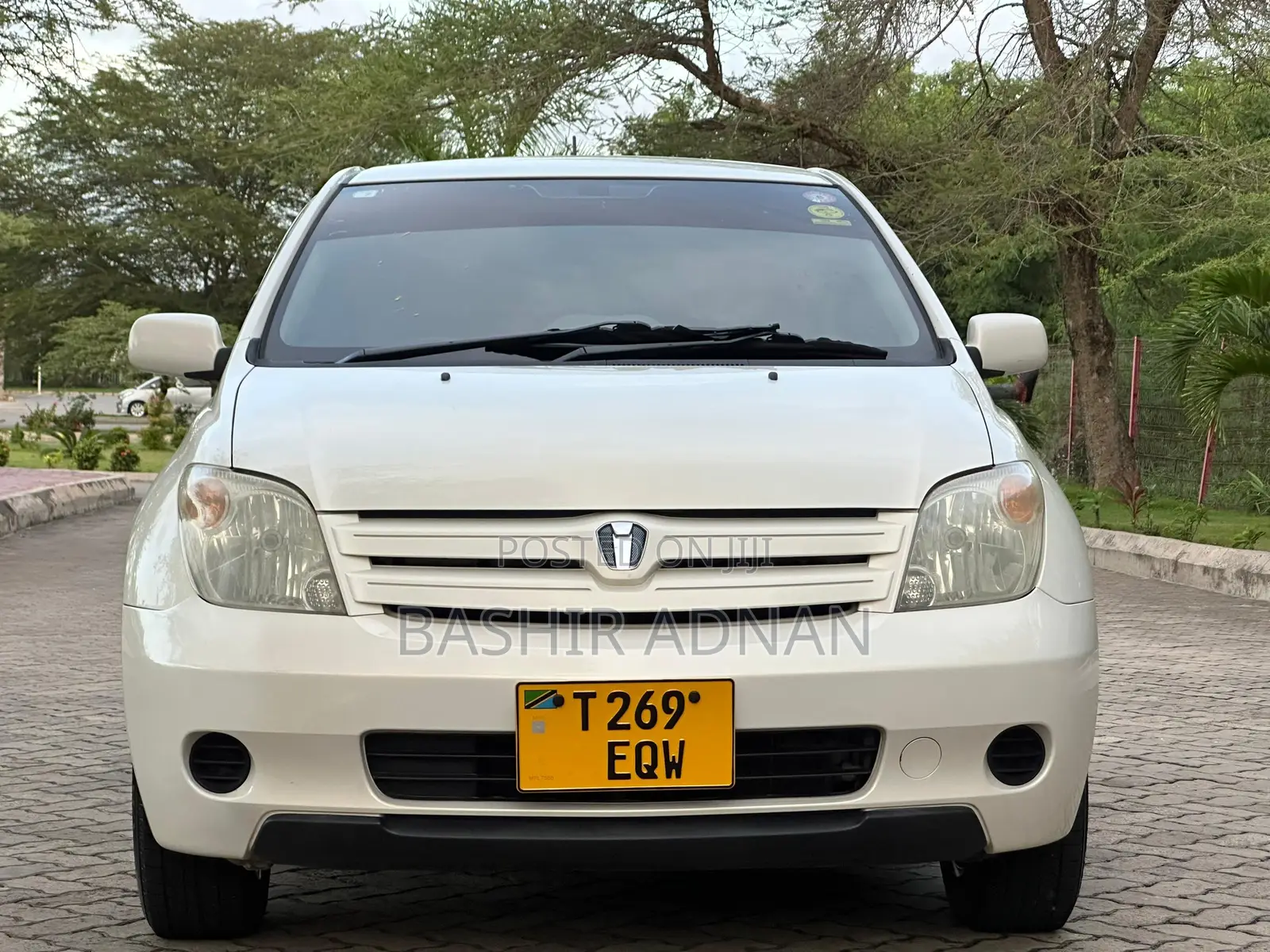 Toyota IST 2003 White