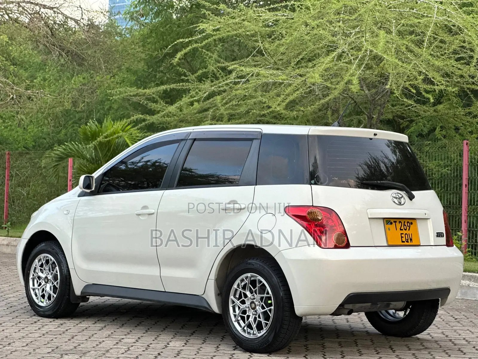 Toyota IST 2003 White