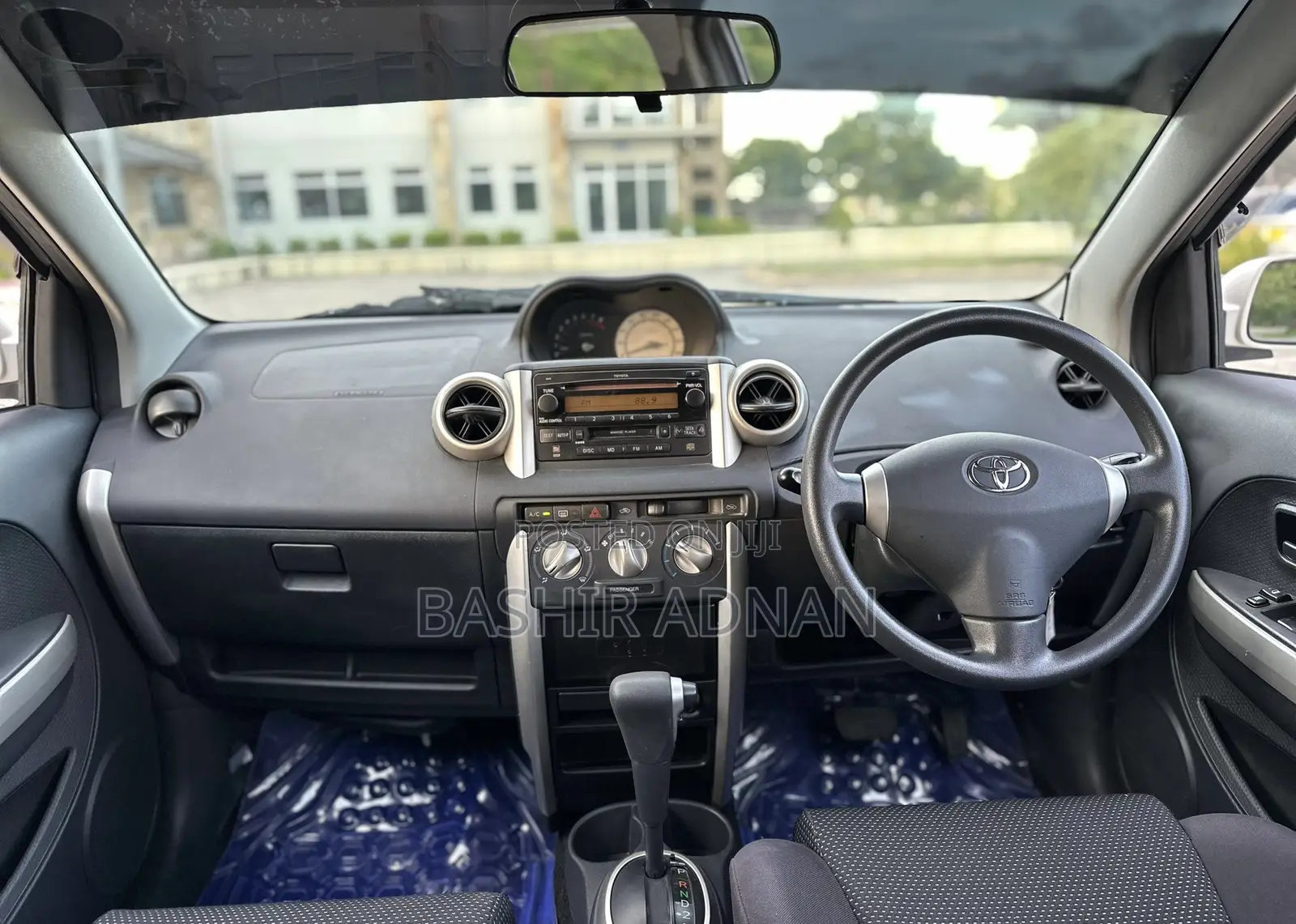 Toyota IST 2003 White
