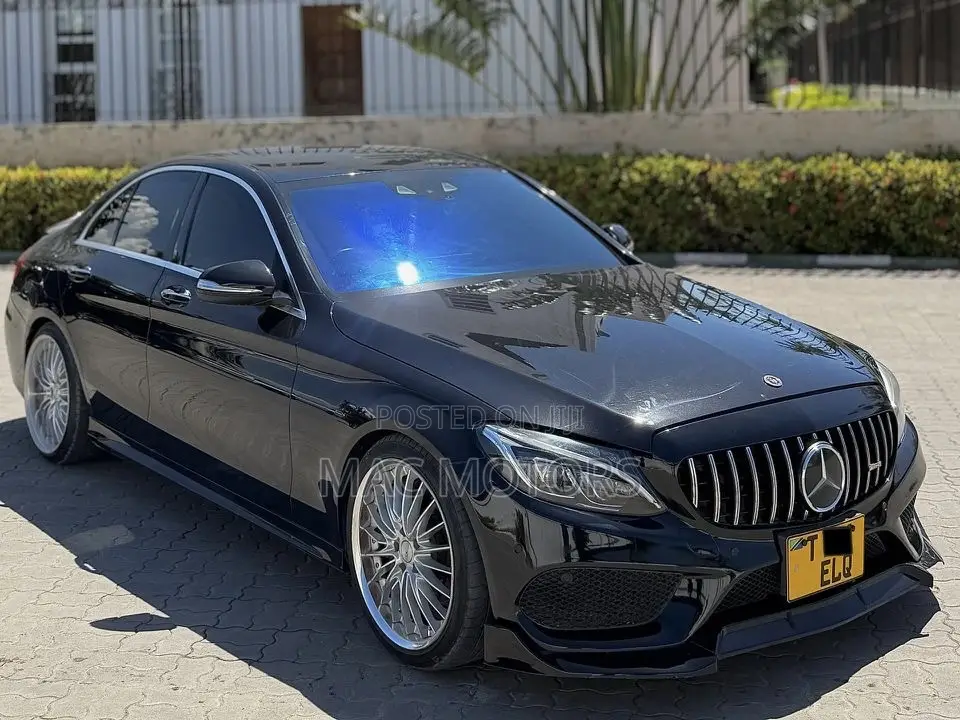 Mercedes-Benz C-Class 2015 Black