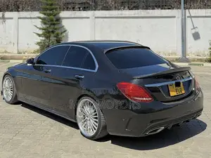Mercedes-Benz C-Class 2015 Black