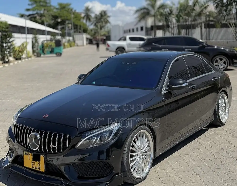 Mercedes-Benz C-Class 2015 Black