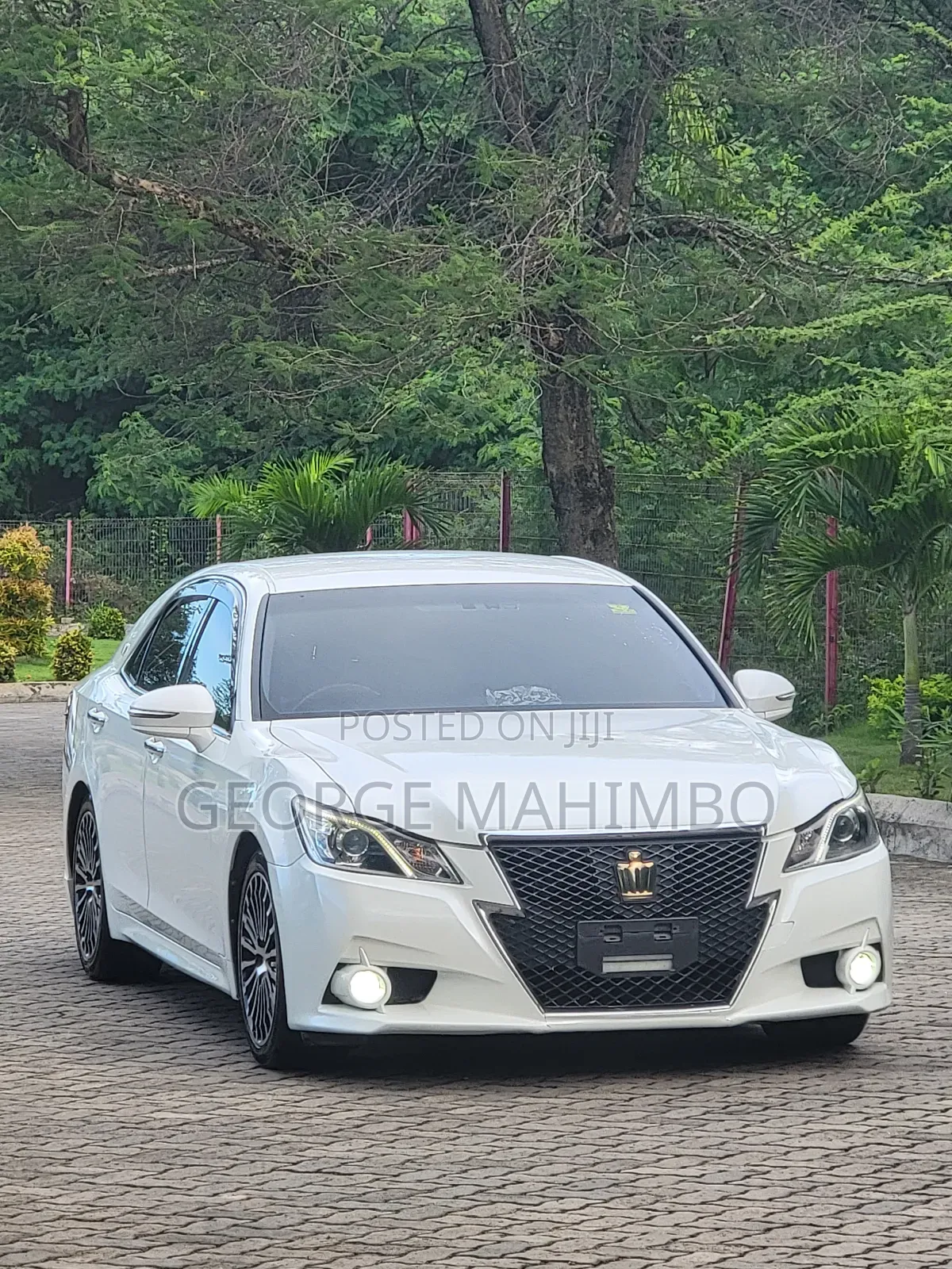 Toyota Crown 2014 Pearl