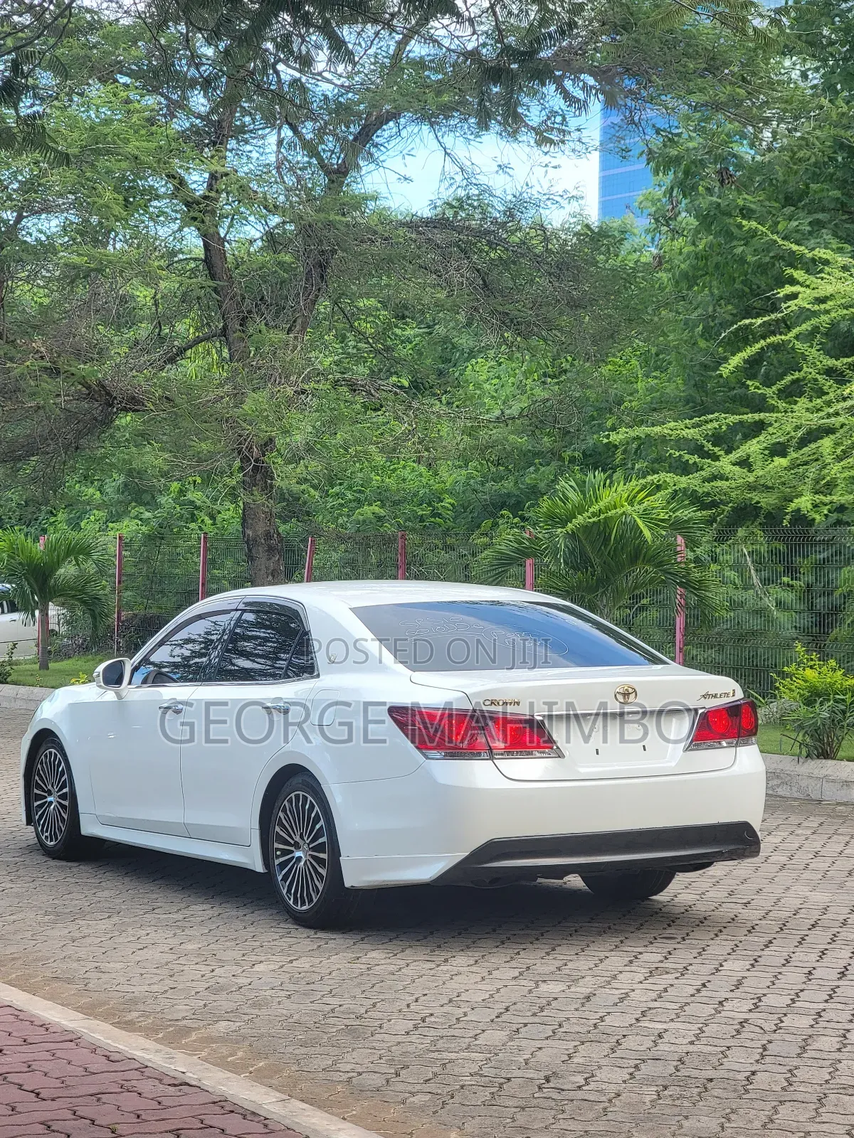 Toyota Crown 2014 Pearl