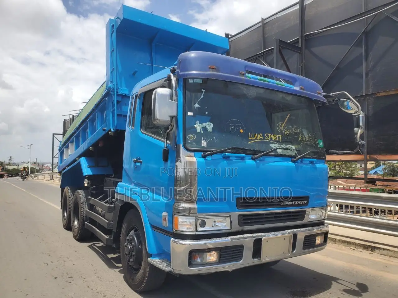Fuso Kubwa on Sale