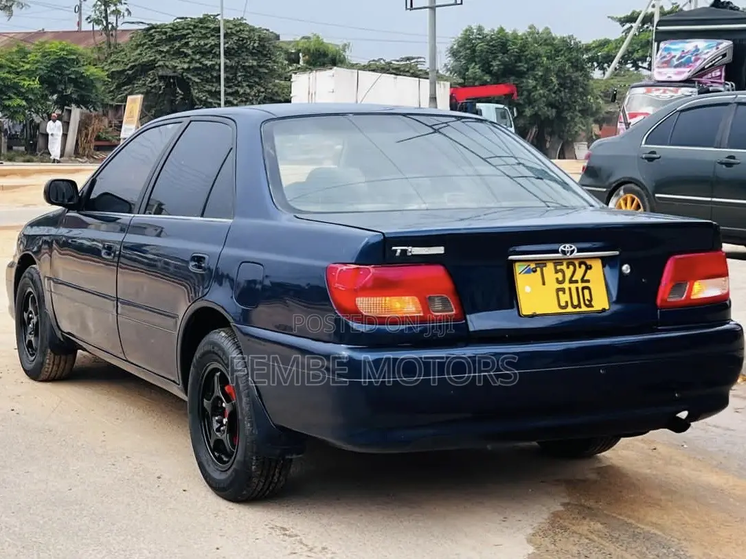 Toyota Carina 2001 Blue