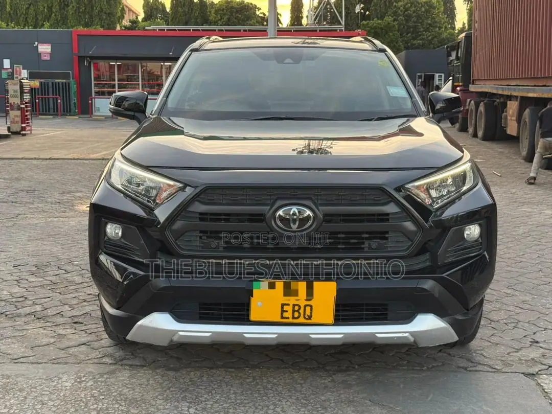 Toyota RAV4 2019 Black
