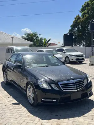 Mercedes-Benz E250 2013 Black