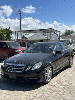 Mercedes-Benz E250 2013 Black