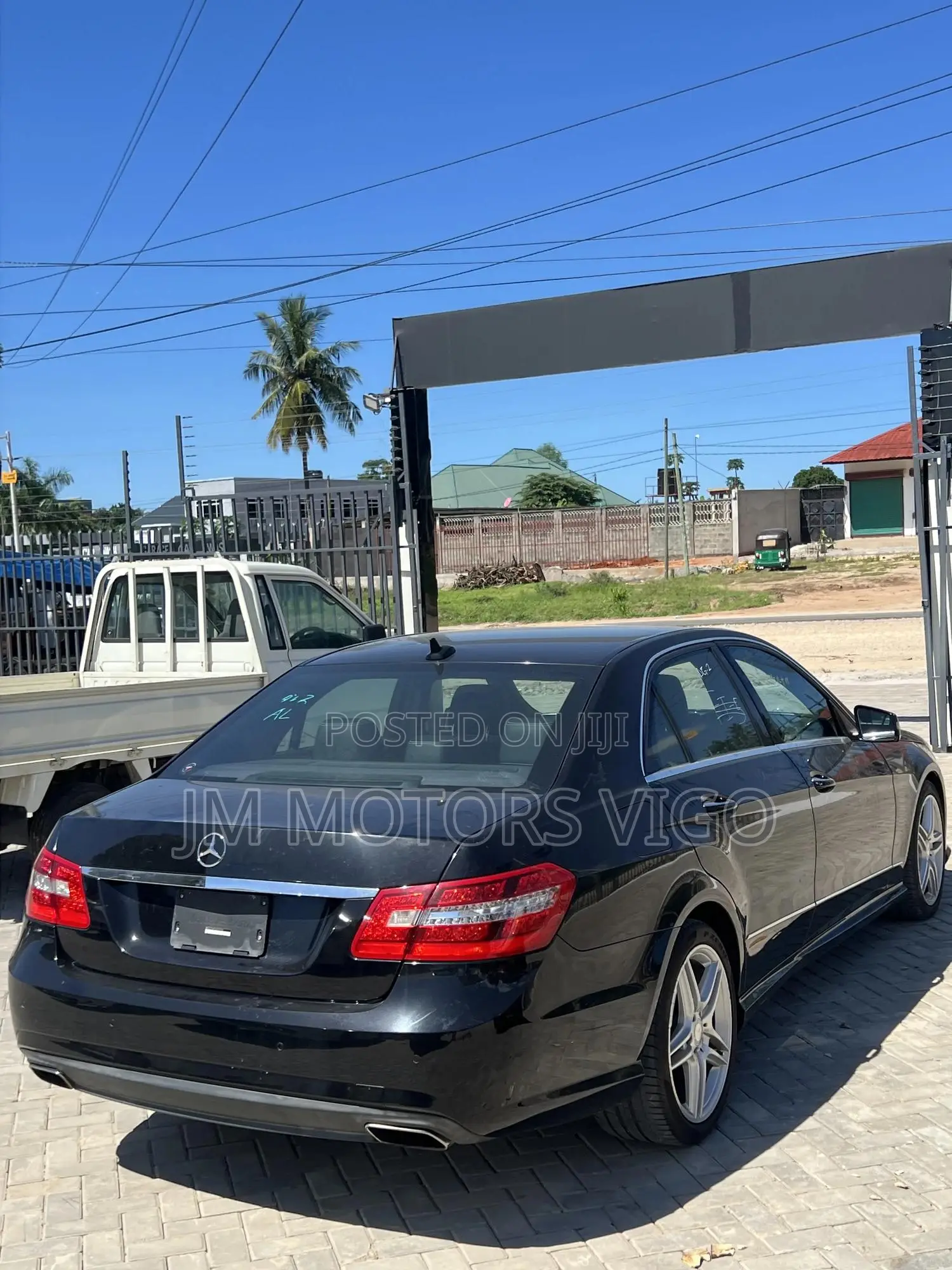 Mercedes-Benz E250 2013 Black