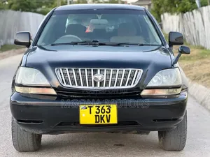 Toyota Harrier 2.4 2005 Black