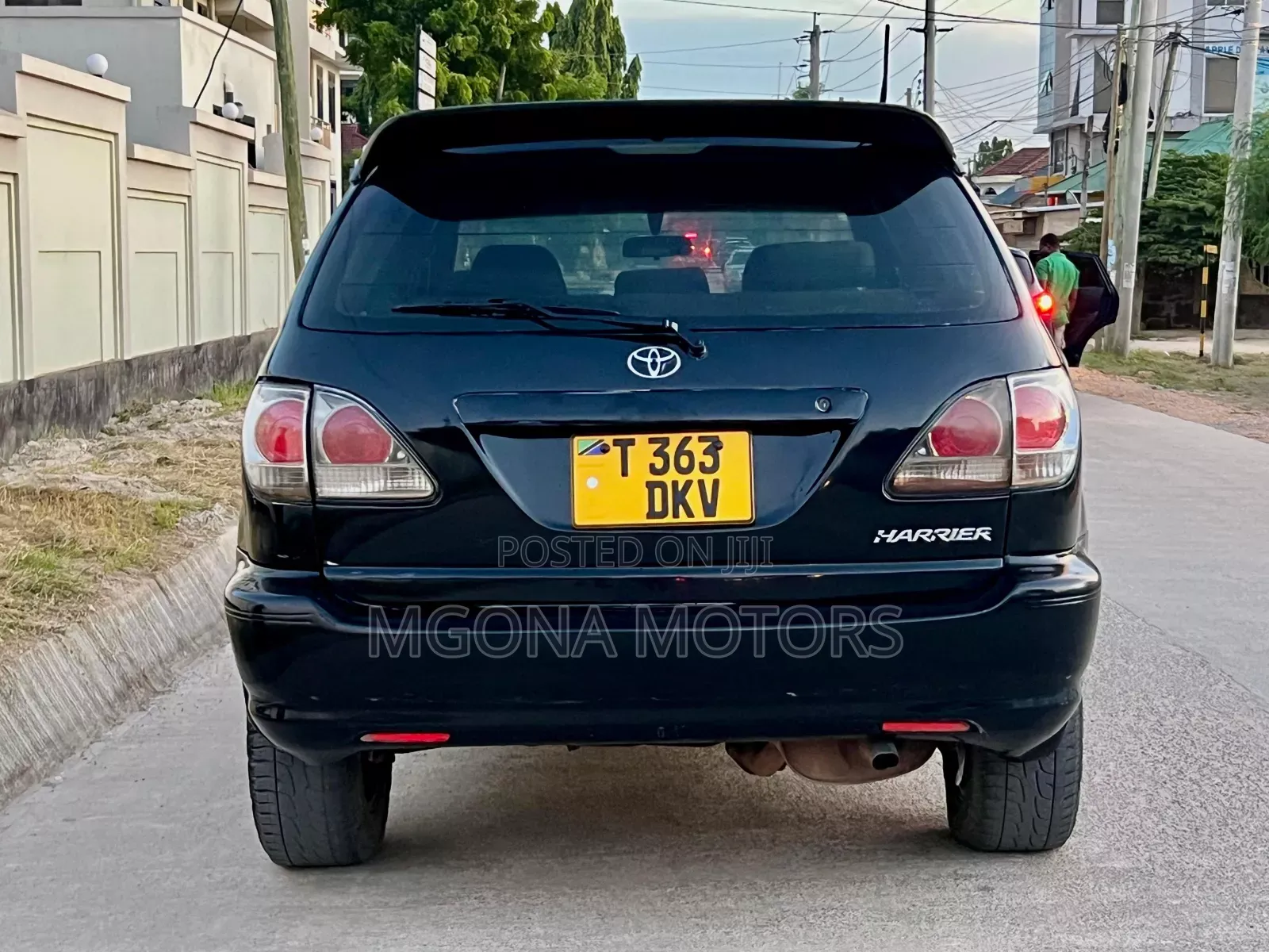 Toyota Harrier 2.4 2005 Black