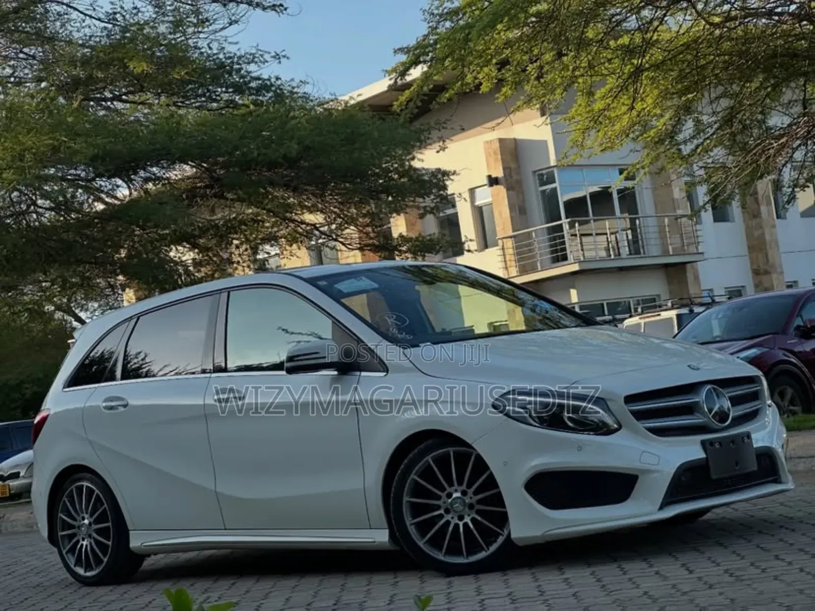 Mercedes-Benz B-Class 2016 Pearl
