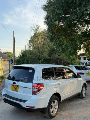 Subaru Forester 2011 White