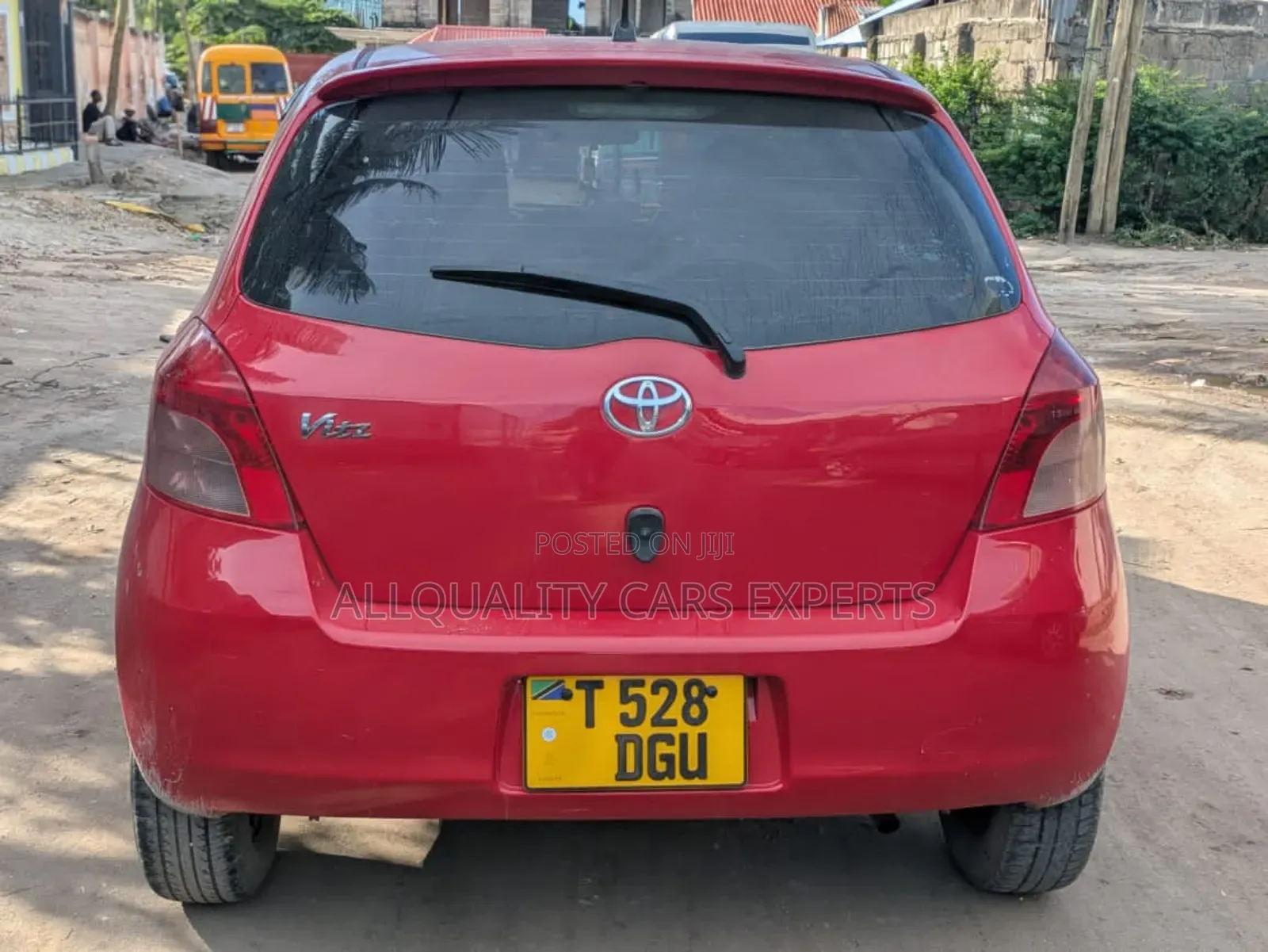 Toyota Vitz 2001