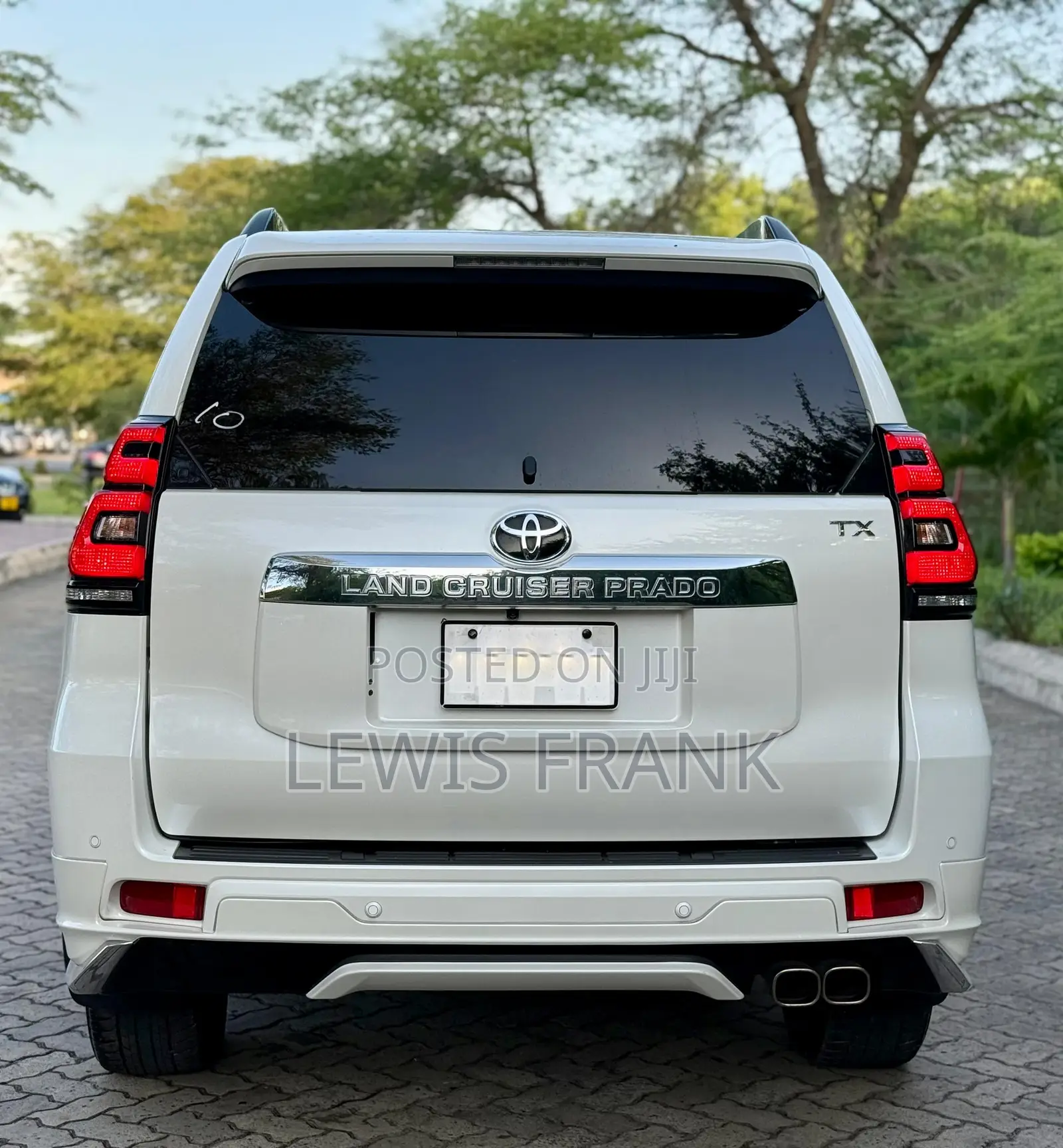 Toyota Land Cruiser Prado 2022 White
