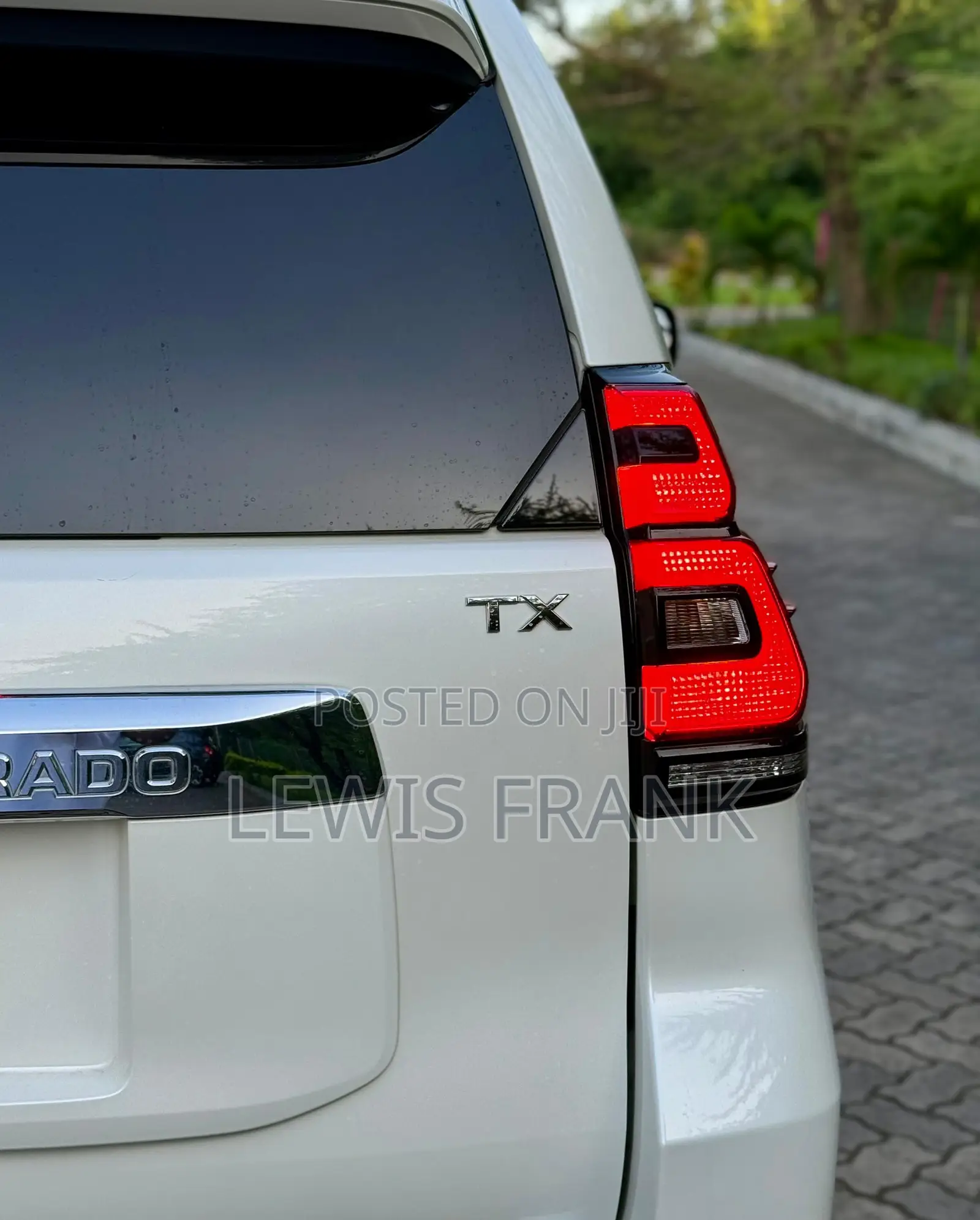 Toyota Land Cruiser Prado 2022 White