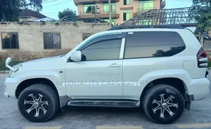 Toyota Land Cruiser Prado 2005