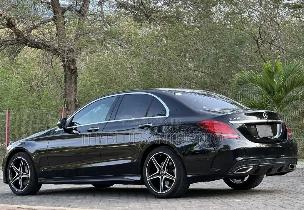 Mercedes-Benz C-Class 2015 Black