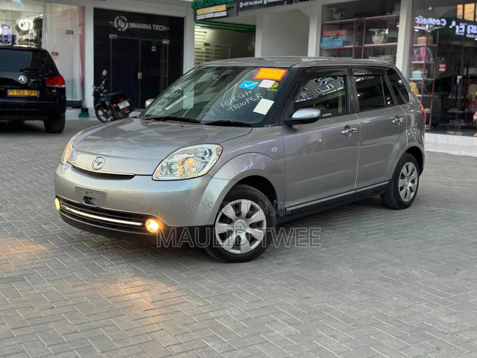 Mazda Verisa 2010 Gray