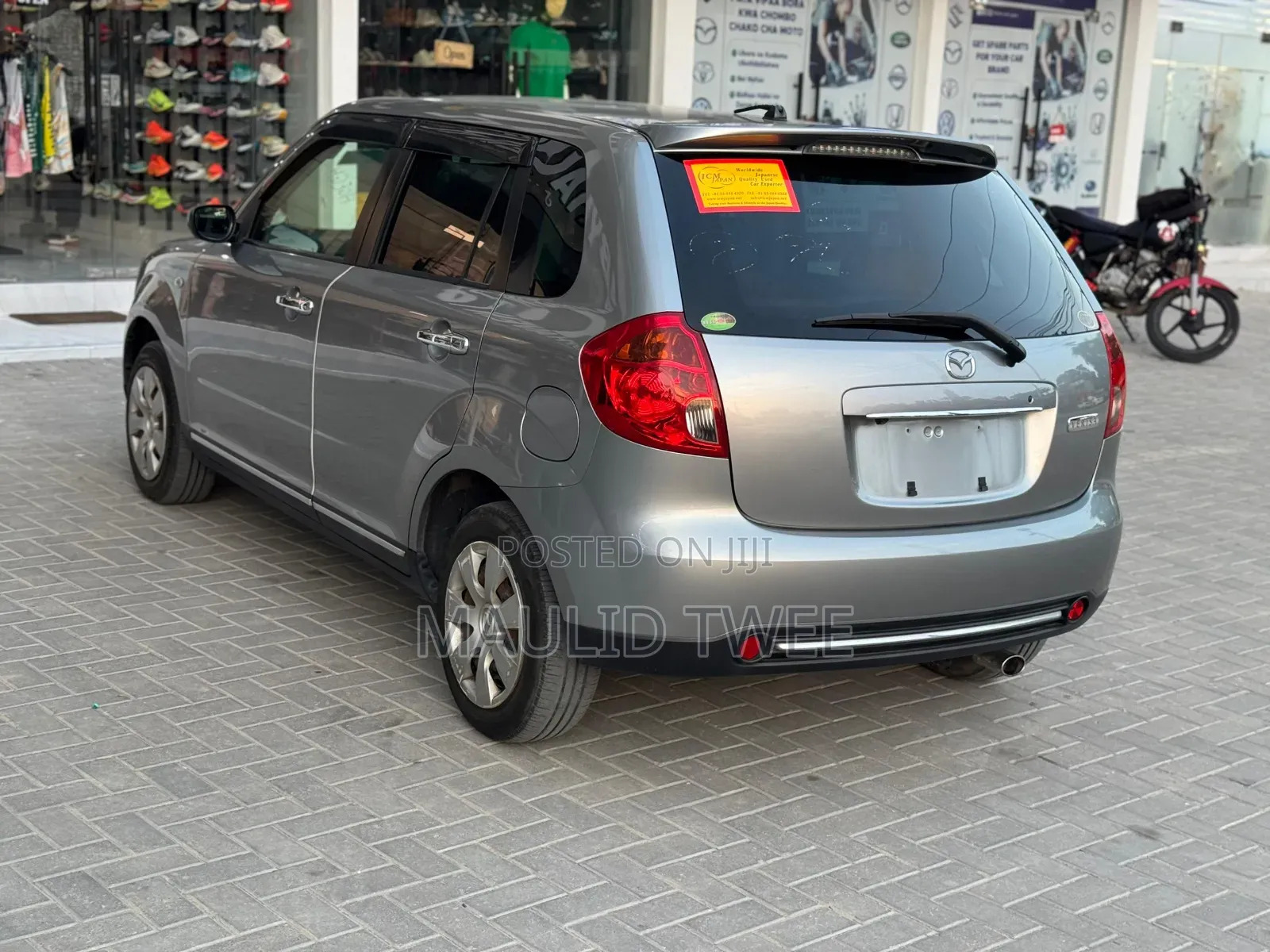 Mazda Verisa 2010 Gray