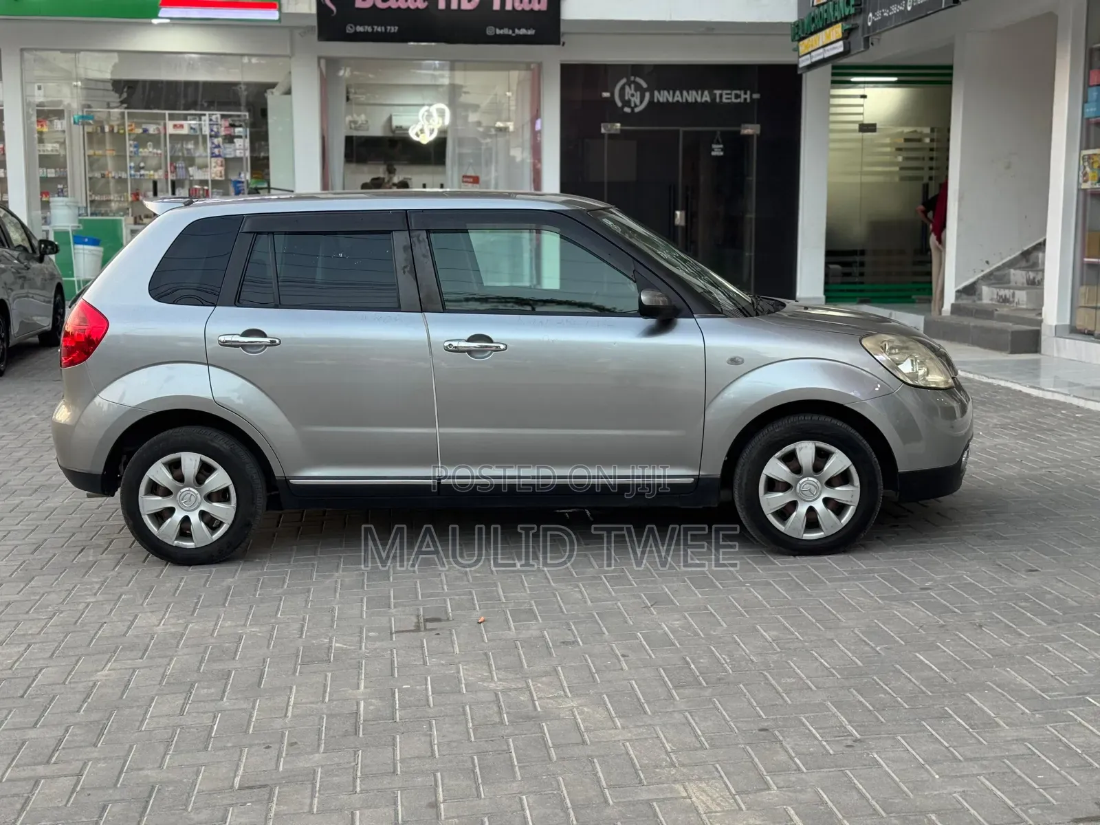 Mazda Verisa 2010 Gray