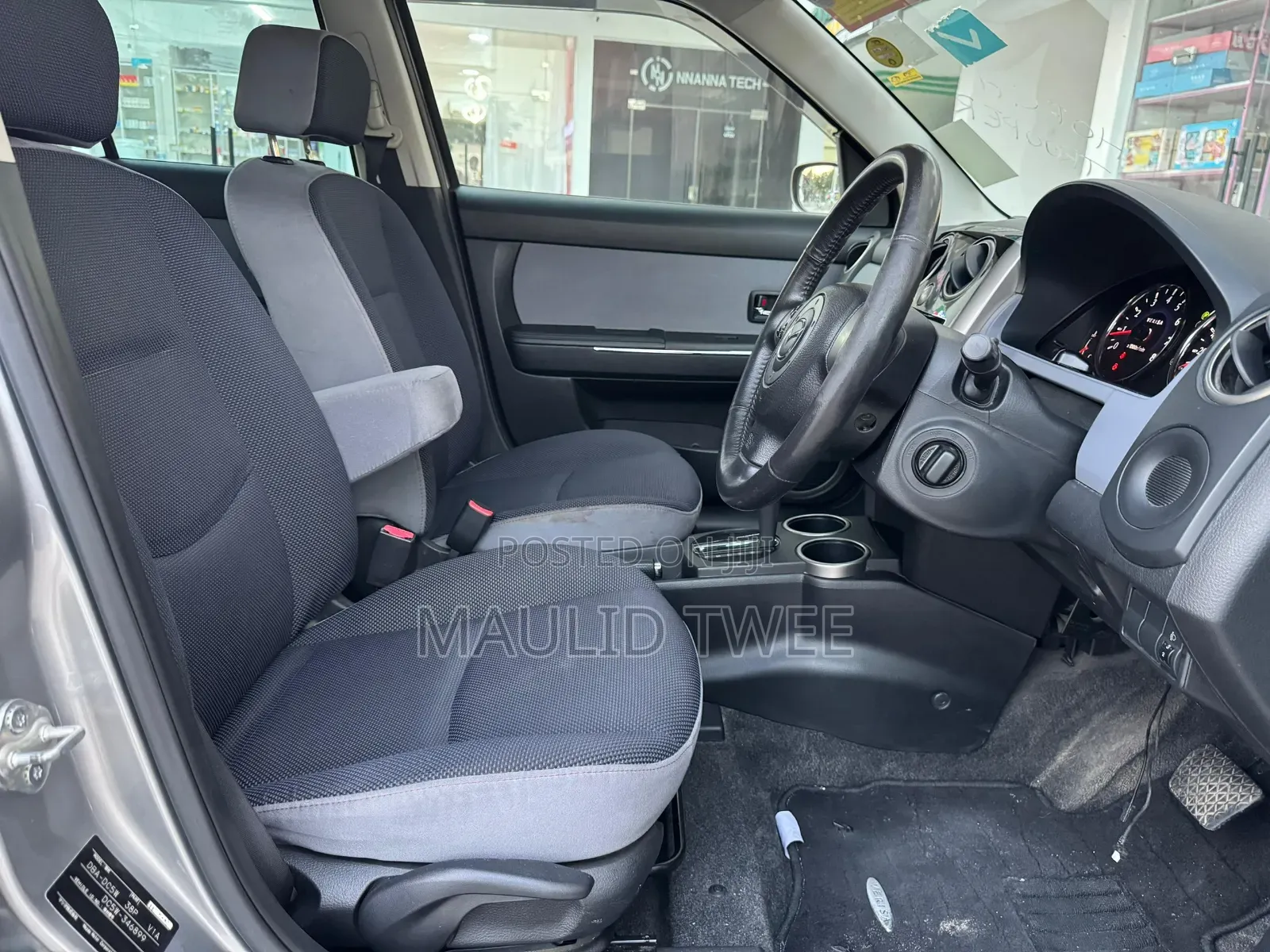 Mazda Verisa 2010 Gray