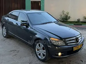 Mercedes-Benz C200 2008 Gray