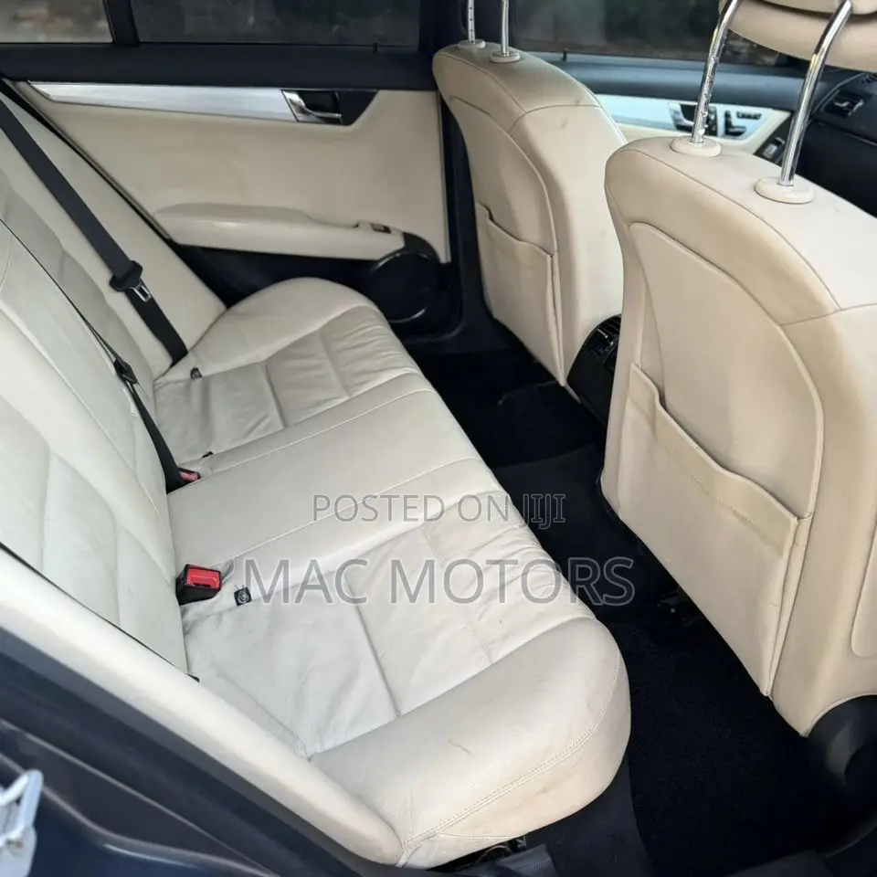 Mercedes-Benz C200 2008 Gray