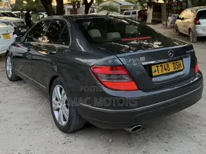 Mercedes-Benz C200 2008 Gray